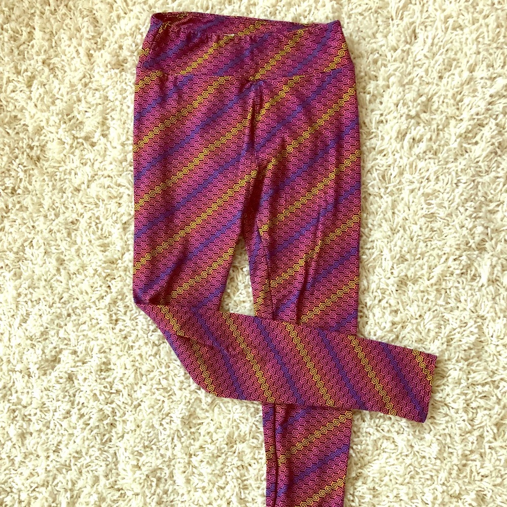 LuLa Roe stretch leggings OS (one size)